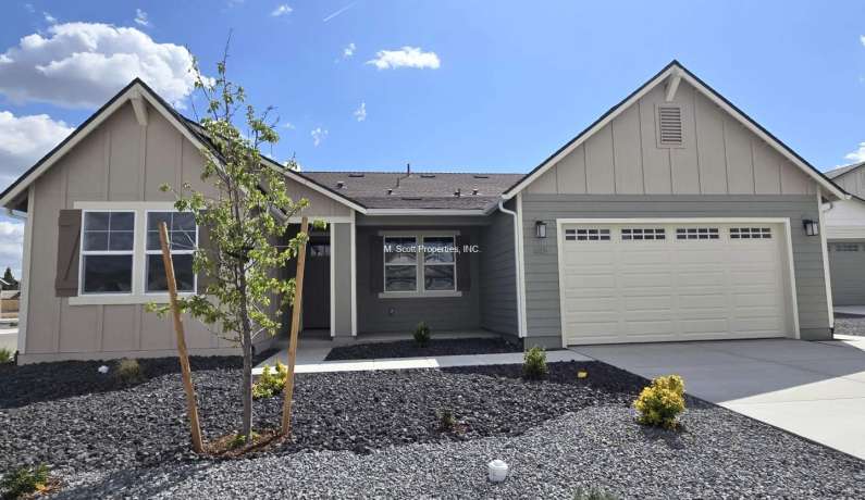 445 Golden Gate Court, Minden, NV, 89423