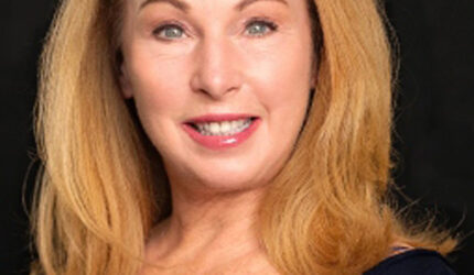 Lisa Falanga headshot